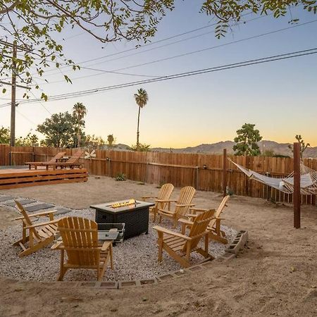 Palm Vista Retreat *Hot Tub/Cowboy Pool/Hammocks* Villa Джошуа Три Екстериор снимка