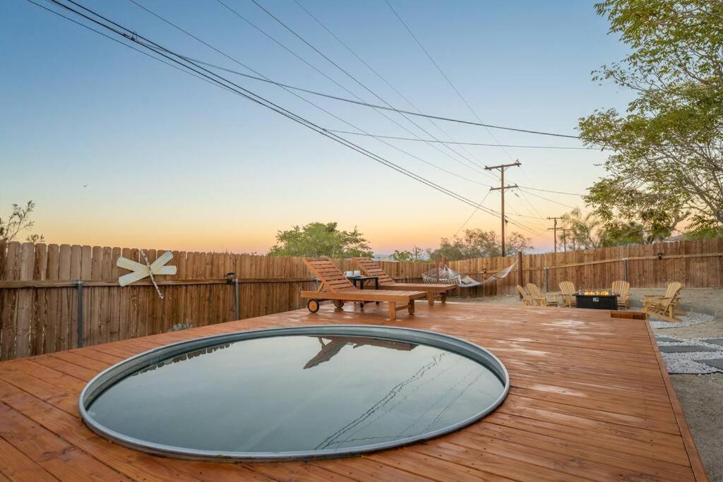 Palm Vista Retreat *Hot Tub/Cowboy Pool/Hammocks* Villa Джошуа Три Екстериор снимка